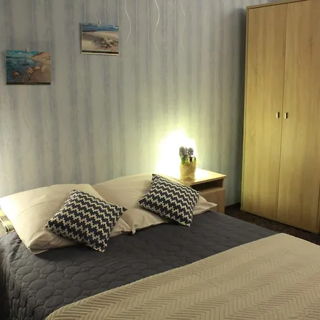 בית אירוח Aura וובה